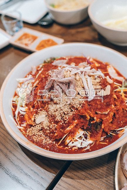 막국수,비빔국수,food,음식,맛집,음식,식재료,요리,food,cook,meal,dishes,food reserves