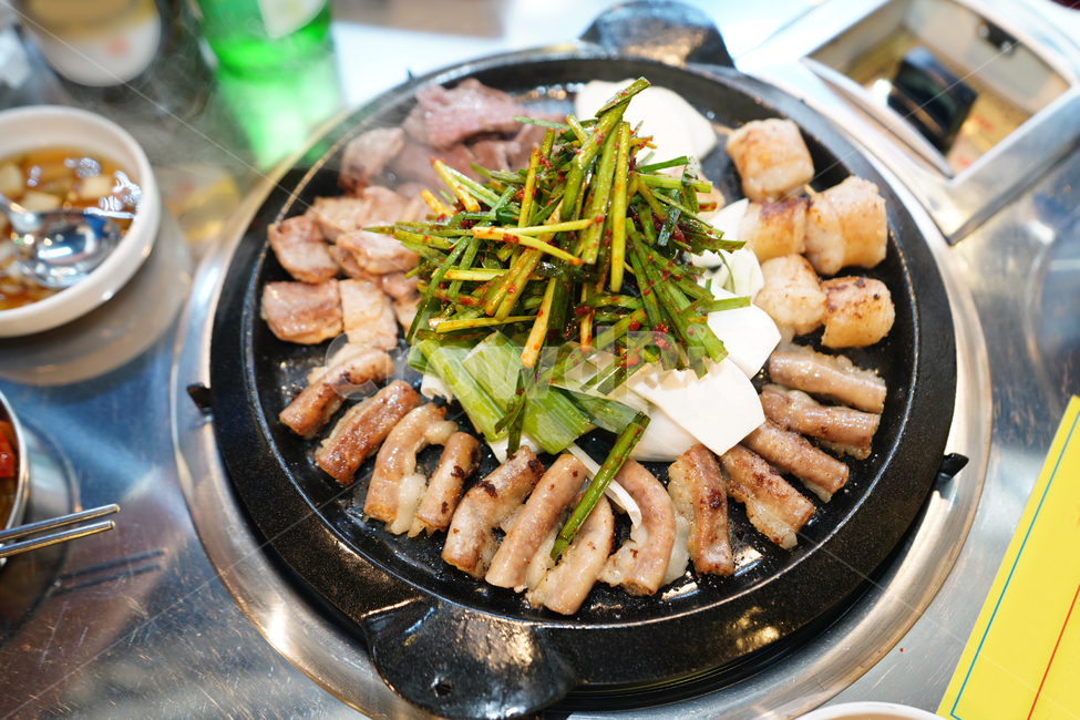 술안주,막창,곱창,염통,대창,소,육식,육류,먹방,음식,부추,안주,불판,술자리,모임,푸드,음식,식재료,요리,food,cook,meal,dishes,food reserves,육류,고기,meat