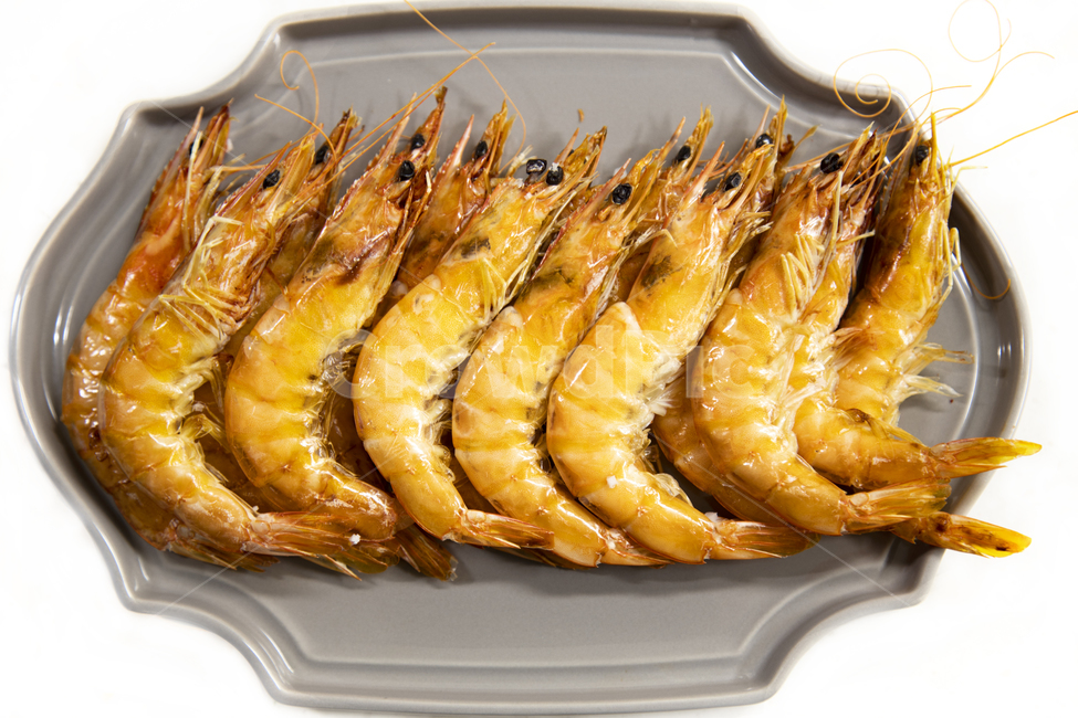음식,생활,새우,수산물,해산물,머리,꼬리,수염,갑각류,소금,정렬,맛있는,신선,절지동물,생물,껍질,접시,익힌,구운,음식,식재료,요리,food,cook,meal,dishes,food reserves