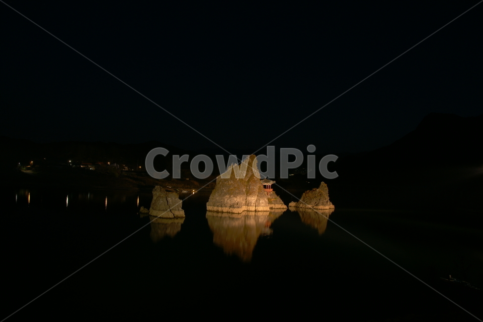 단양군,야경,도담삼봉,풍경,남한강,자연,풍경,nature,landscape,한국자연풍경,한국자연경관,korea nature landscape,야경,밤,nightscape,night,outdoors,옥외,shoreline,해안선,water,물,sea,바다,ocean,대양,land,땅