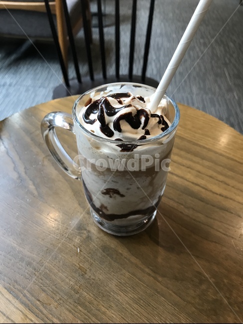 커피,음료,스타벅스,프라푸치노,유리잔
