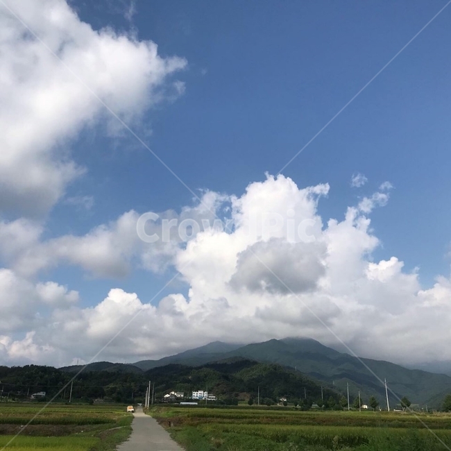 넓은,시골,시골길,논,구름,산,여유있는,한적한,하늘,자연,풍경,nature,landscape,outdoors,옥외,weather,날씨,cloud,sky,cumulus,적운