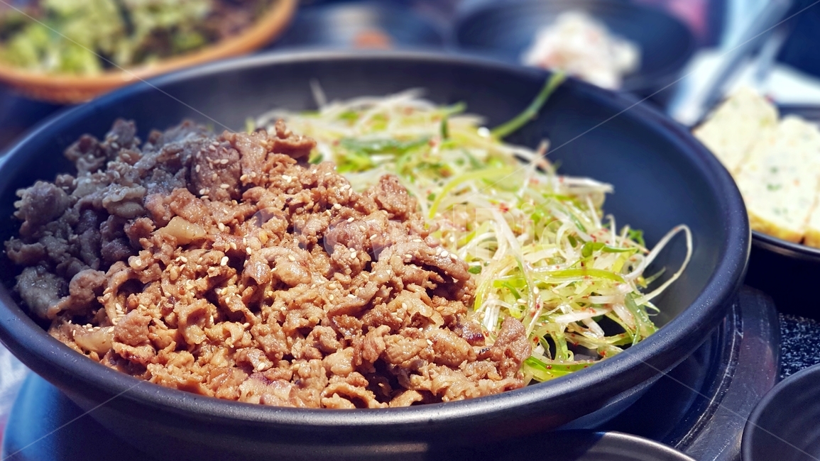 고기,음식,푸드,반찬,상추,점심,food,먹방,런치,제육볶음,파채,딜리셔스,meal,lunch,식사,음식,식재료,요리,food,cook,meal,dishes,food reserves,육류,고기,meat,한식,한국음식,한국요리,korean food,korean dishes,korean meal,korean cook