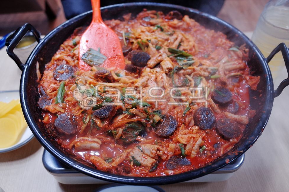 Stirfried Sundae,Sundae dish,stew,Sundae Fried Rice,plate,food,Sundaeguk,meal,dish,Spicy Sundae Stirfry,sundae