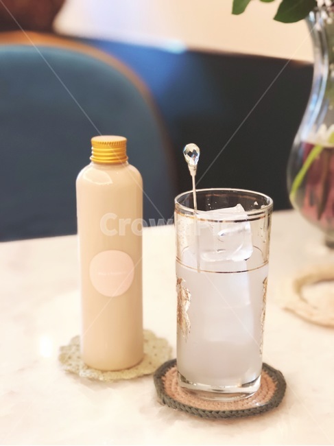 페트병,앤티크,밀크티,한잔,예쁜음식,음료수,drink,beverage