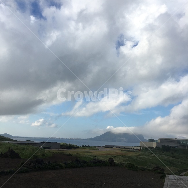 성산일출봉,바다,하늘,제주도,풍경,sea,sky,cloud,자연,nature,초원,구름,cloudy,jejuisland,landscape,rest,휴식,여름,summer