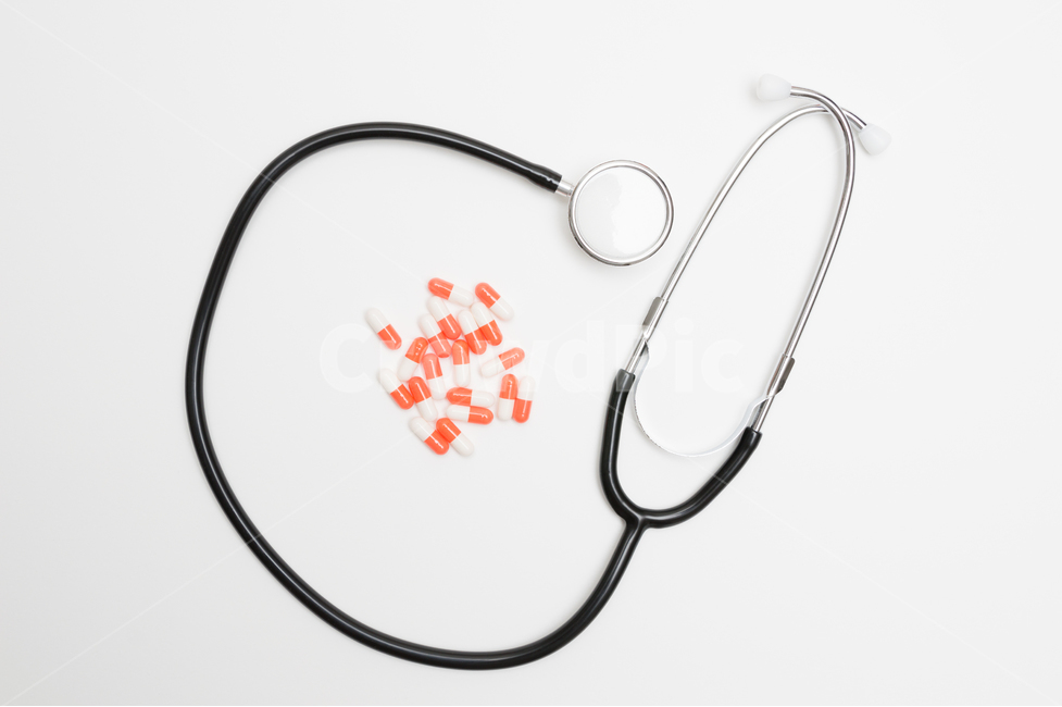 청진기,알약,약,의료기구,의료,누끼,치료,병원,건강관리,의학,건강,과학,컨셉,보건,장비,캡슐,건강,헬스웨어,헬스케어,healthware,health care,의료,의학,병원,medical,hospital,clinic,사물,물건,오브젝트,thing,object,matter,연출,컨셉,콘셉,direction,concept,누끼,remove background