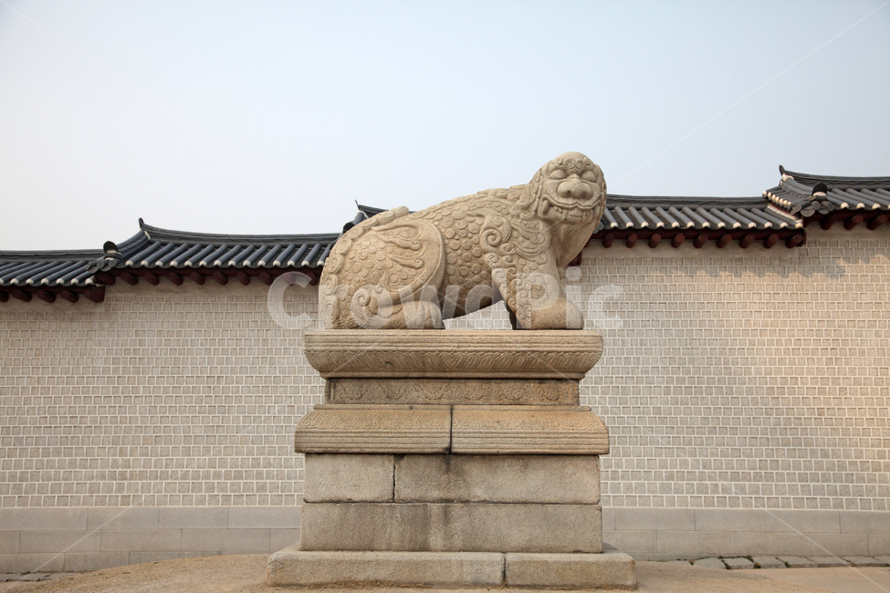 해치,경복궁,궁,고궁,궁궐,상징,상징물,수호,수호신,해태,담,담장,돌담,전통,한국,한국전통,건축,조각,조각상,석상,문화재,서울