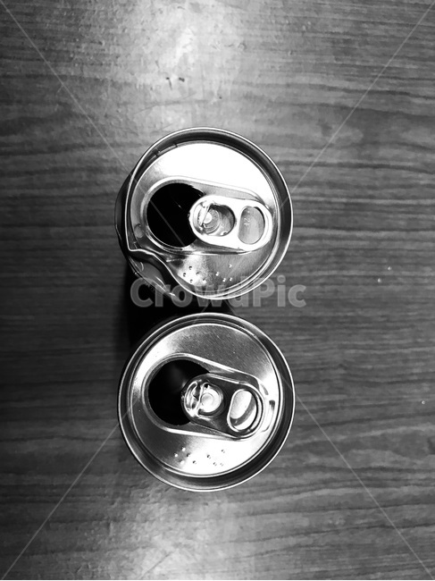 음료수,drink,흑백,black,캔,can,원,원형,circle,감성,emotional,느낌,feeling,light,빛,명암,shade,shadow