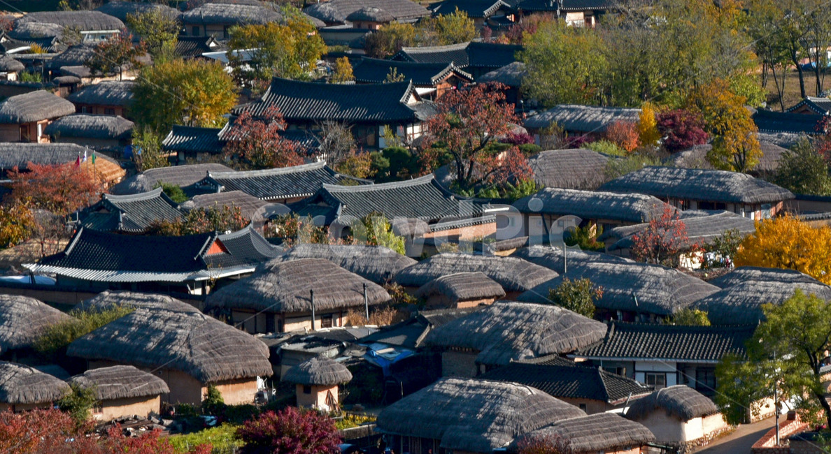 하회마을,안동하회마을,경북안동,하회세계탈박물관,안동하회마을보존회,영국여왕방문,집성촌,류성룡생가,시골,마을,풍경,landscape,country,rural,town,한국전통,한국문화,korean traditional,korean culture,건축물,건물외관,exterior,building,structure,architecture,construction