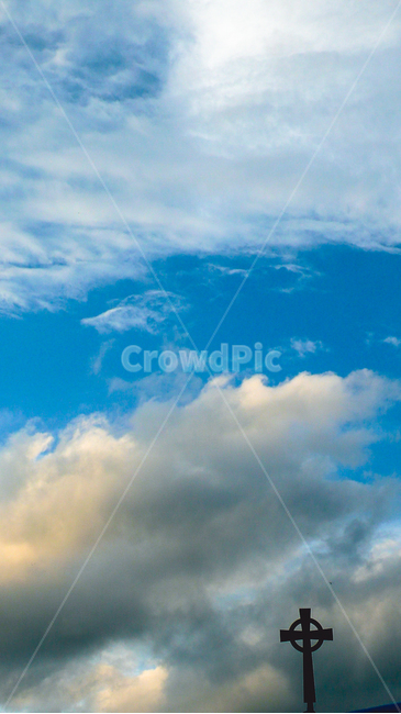 sky,blue,cross,faith,catholiccathedral,하늘,파란색,십자가,믿음,가톨릭성당