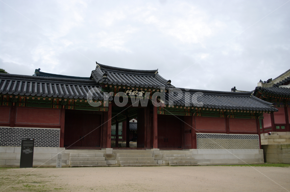 창덕궁,고궁,한옥,전통가옥,기와지붕,건축,traditional,하늘,한국전통,한국문화,korean traditional,korean culture,랜드마크,landmark,tourist attraction,한국랜드마크,한국관광지,한국명소,korea landmark,korea tourist attraction,건축물,건물외관,exterior,building,structure,architecture,construction