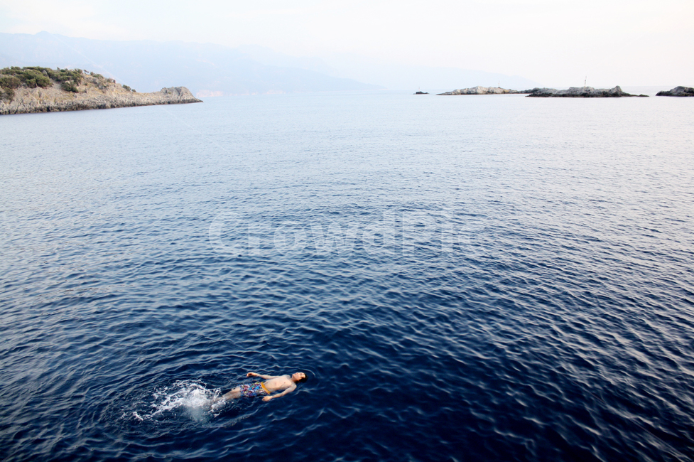 터키,페티예,바다,지중해,sports,sport,swimming,수영,person,사람,human,인간,water,물