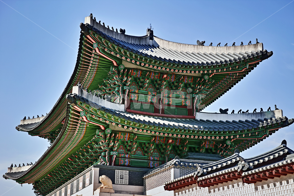 광화문,단청,전통건축,지붕,조선시대,화려한,목조건축물,파란하늘,궐문,웅장한,기와,한국전통,한국문화,korean traditional,korean culture,랜드마크,landmark,tourist attraction,한국랜드마크,한국관광지,한국명소,korea landmark,korea tourist attraction,건축물,건물외관,exterior,building,structure,architecture,construction