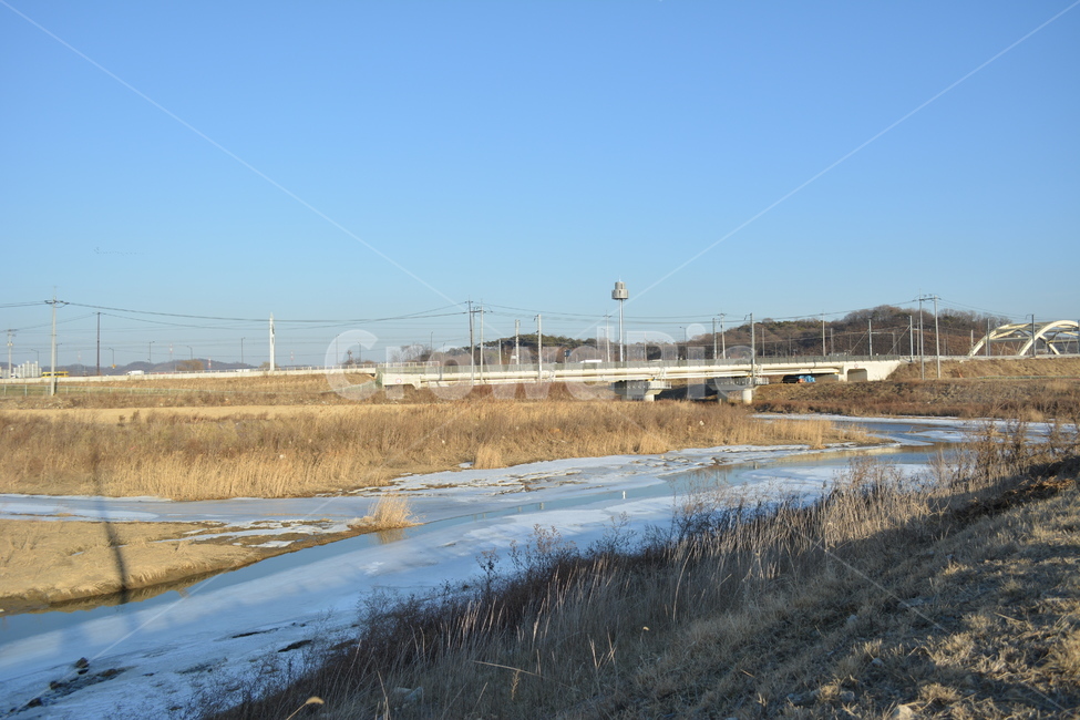 road,도로,겨울,철도,강