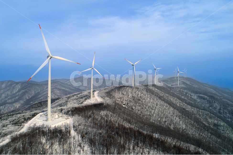 풍력발전,태기산,바람,강원도,횡성,풍력발전단지,터빈,전력,겨울,계절,winter,season,산업,industry,industrial,에너지산업,energy industry,engine,엔진,machine,기계,motor,모터