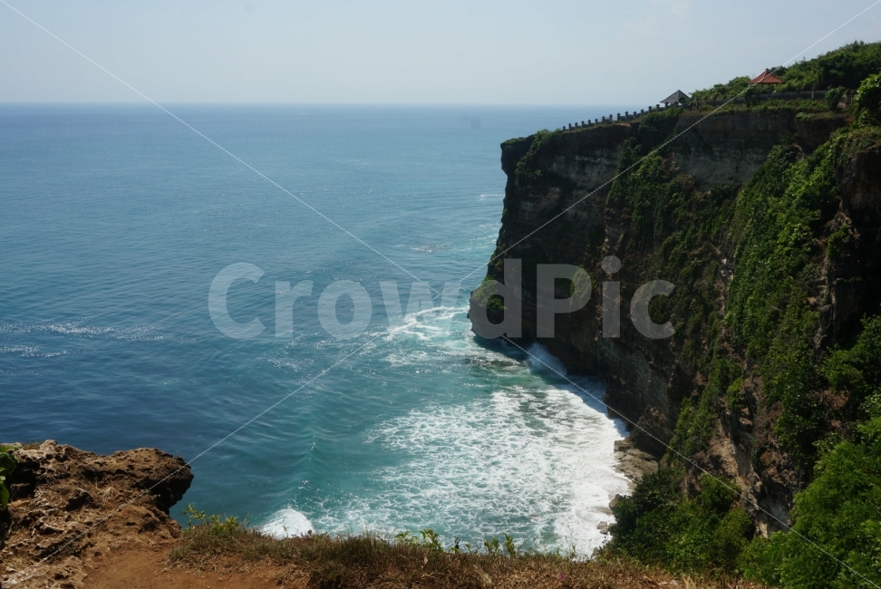 Cliff,Bali,Oluwatu Cliff,ocean,Indonesia