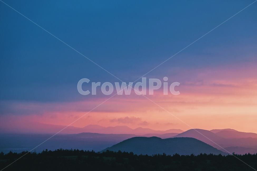 백약이오름,제주오름,정상,노을,분홍,파랑,보라,자연,풍경,nature,landscape,한국자연풍경,한국자연경관,korea nature landscape,outdoors,옥외,mountain range,산맥,mountain,산