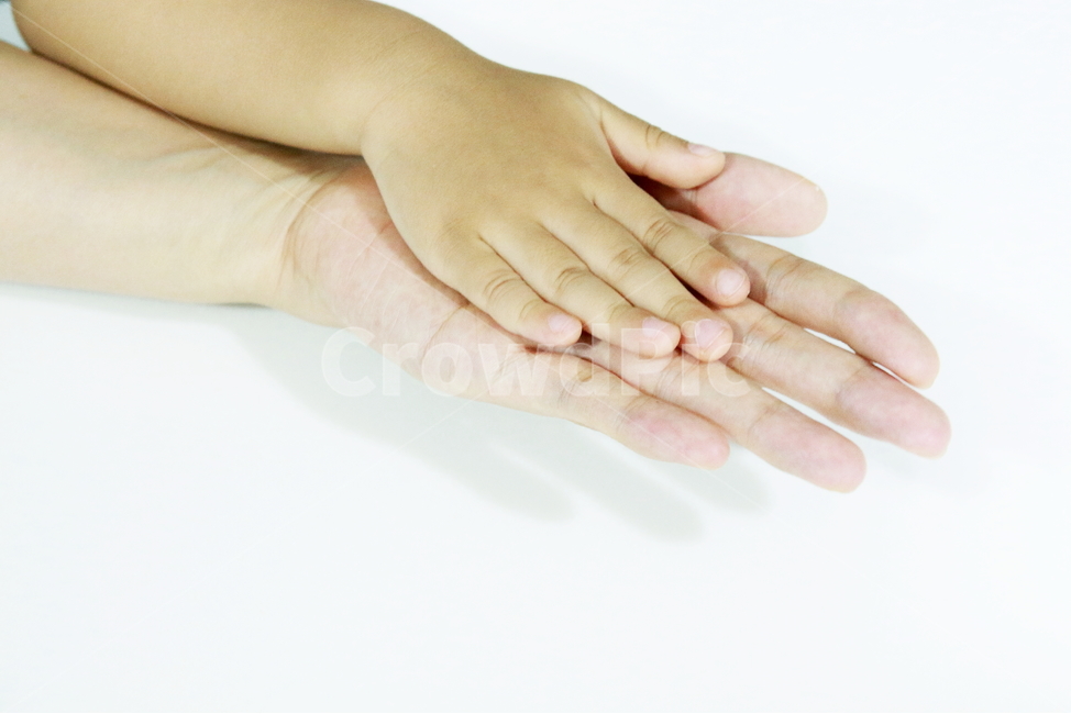 손,엄마손,아기손,엄마와아기,손바닥,손등,사람,인물,인간,human,person,신체일부,몸,body,가족,패밀리,family,어린이,어린아이,child,children,kid,누끼,remove background