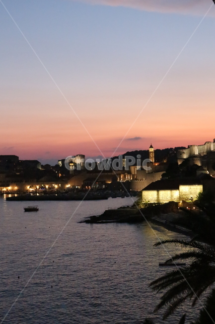 크로아티아,크로아시아,croatia,물,nature,water,두브로브니크,두브로브닉,dubrovnik,아드리아해,올드타운,바다,해변,고성,야경,노을,저녁,하늘,주황,sunset,해넘이,해돋이,sunrise,sky,dusk,evening