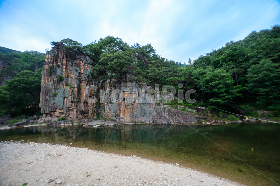 사인암,단양팔경,단양,바위,돌,경치,자연,풍경,nature,landscape,한국자연풍경,한국자연경관,korea nature landscape,outdoors,옥외,cliff,낭떠러지,water,물
