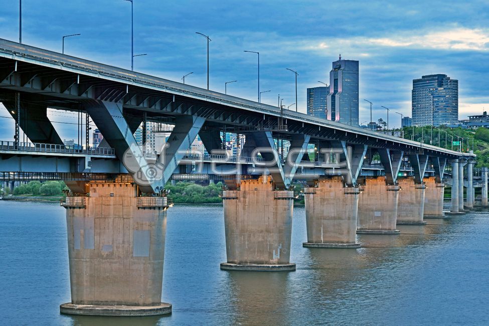 night view,Han River Bridge,Cheongdam Bridge,city night view,Han River night view,Han River