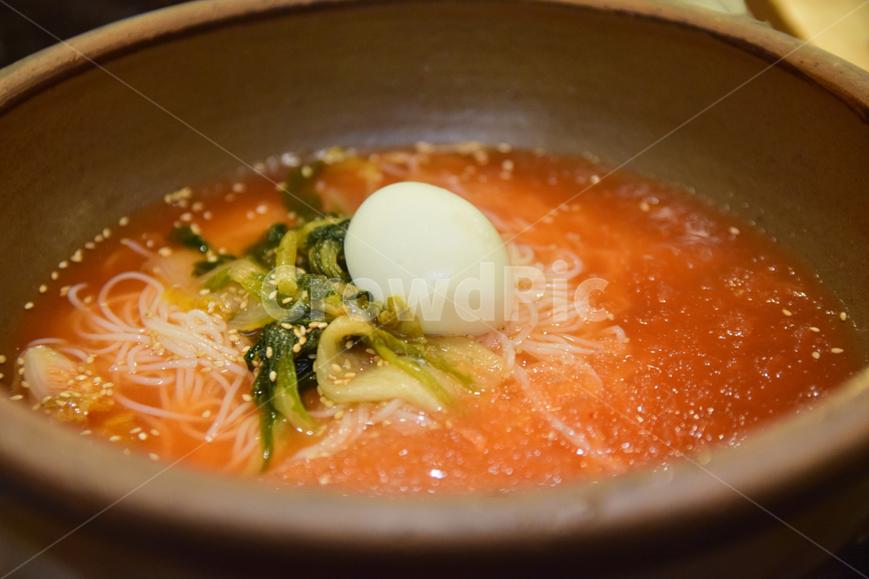 국수,열무국수,계란,달걀,음식,식사,사발,요리,dish,egg,bowl,food,noodle,meal,음식,식재료,요리,food,cook,meal,dishes,food reserves,한식,한국음식,한국요리,korean food,korean dishes,korean meal,korean cook