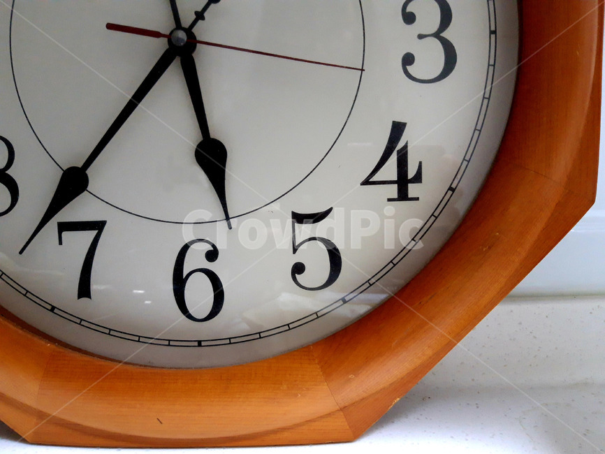 시계,시간,시계바늘,초침,시침,사물,물건,인테리어,clock,time,hour,things,interiordesign,object,사물,물건,오브젝트,thing,object,matter