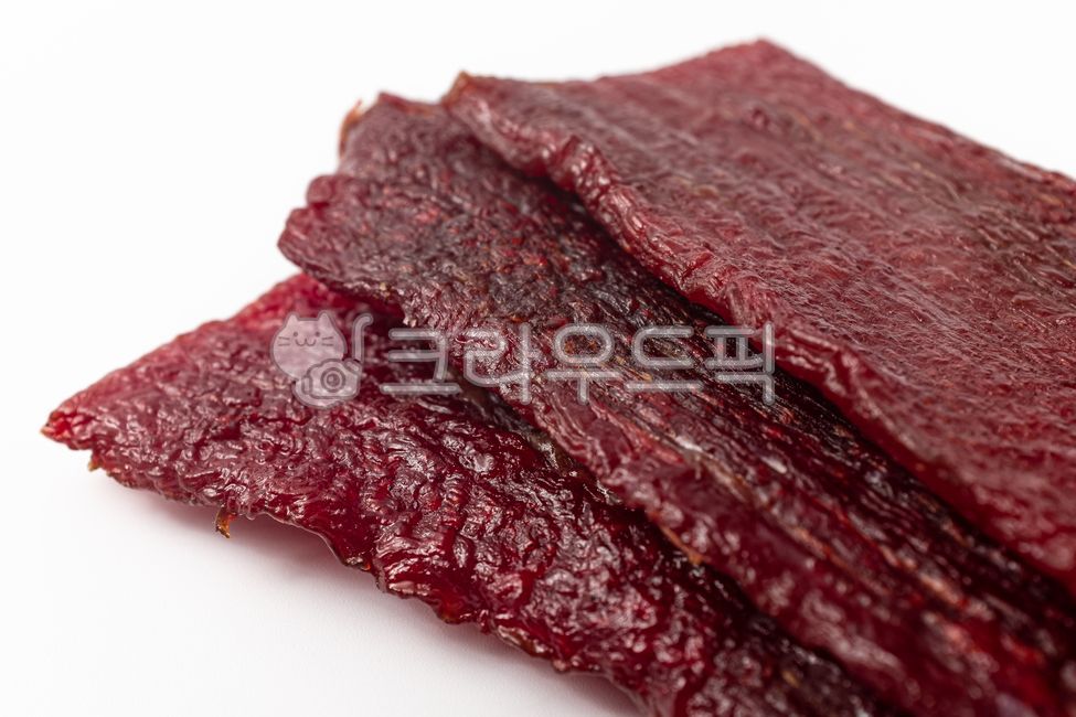 소고기육포,육포,소고기,고기,보존식품,건조식품,양념,간식,절임,단백질,음식,식사,식품,식료품,재료,식재료,음식재료,클로즈업,쫄깃쫄깃한,말린,짭짤한