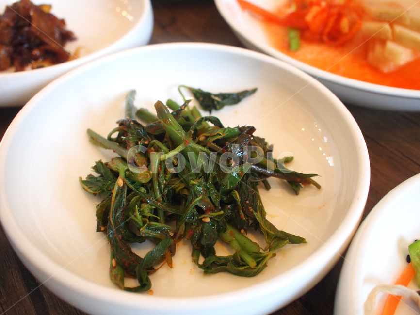 food,음식,dish,요리,meal,식사,한국음식,전통음식,koreanfood,반찬,나물,vegetable
