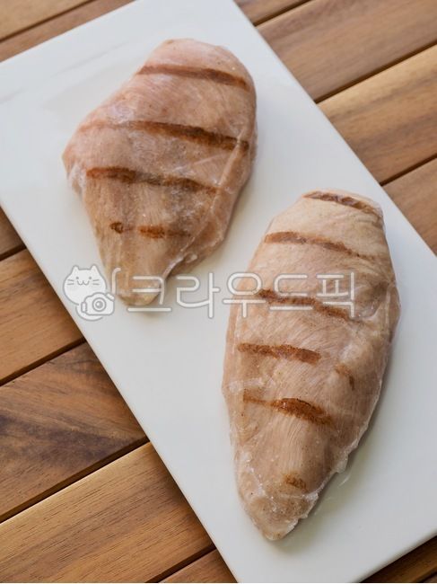chicken,Chicken dishes,sidedish,side dish,frozenfood,frozen food,wellbeing,Wellbeing food,chickenbreast,cooking,diet food,Grilled chicken breast,dietfood,chicken breast,frozen,food,meal,chickendish,wellbeingfood,background,grilledchickenbreast,meat