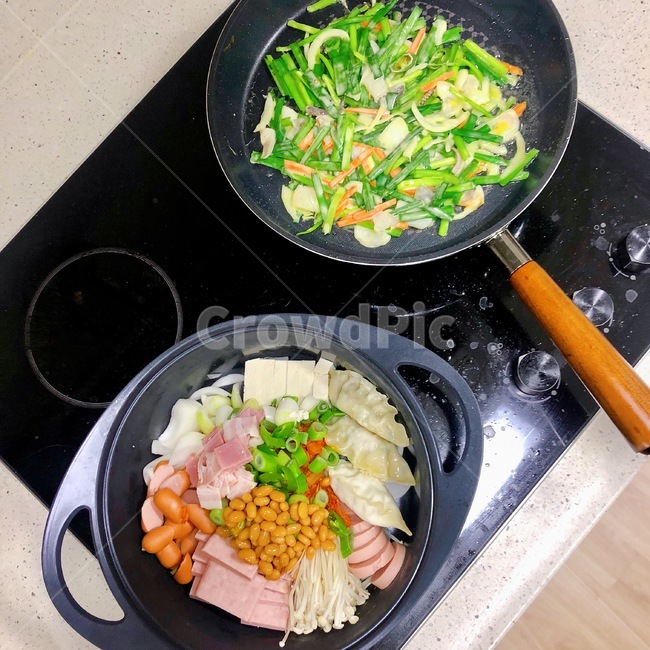 집밥,온더테이블,파전,요리,주부,주방,키친,부엌,주방용품,요리도구,kitchen,kitchenware,cookroom,cookingutensil,음식,식재료,요리,food,cook,meal,dishes,food reserves