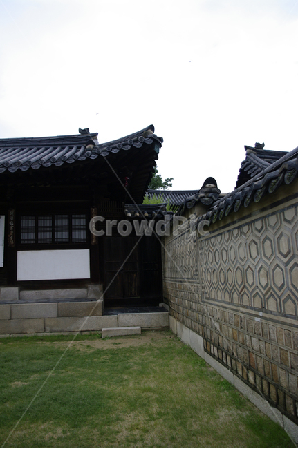 낙선재,창덕궁,고궁,전각,한옥,전통가옥,기와지붕,건축,traditional,담장,무늬,한국전통,한국문화,korean traditional,korean culture,랜드마크,landmark,tourist attraction,한국랜드마크,한국관광지,한국명소,korea landmark,korea tourist attraction,건축물,건물외관,exterior,building,structure,architecture,construction