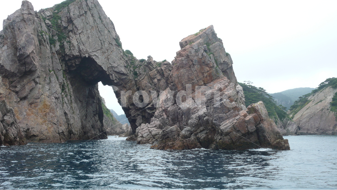 홍도,바다,홍도바다,바닷물,여름,자연,자연,풍경,nature,landscape,한국자연풍경,한국자연경관,korea nature landscape,water,물,shoreline,해안선,sea,ocean,대양,outdoors,옥외,cave,동굴,cove,후미,coast,연안