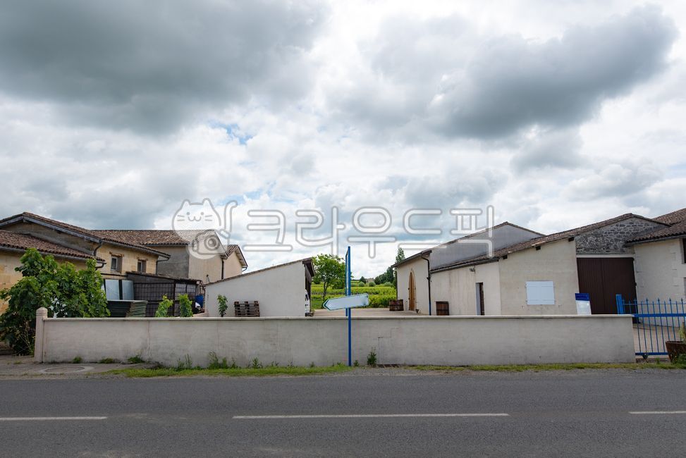 bordeaux,worldheritage,Bordeaux,villige,saintemilion,Saint Emilion,landscope,wine village,south of france,Town,sight,france,Emotion,europe,winevillage,nature,world cultural heritage,saintmilion,feeling,asphalt