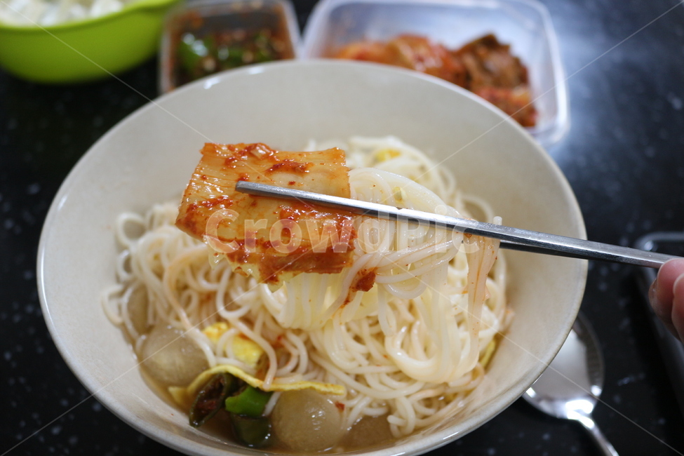 noodle,잔치국수,냉국수,잔치국수요리,계란고명,시원한국수,음식,식재료,요리,food,cook,meal,dishes,food reserves