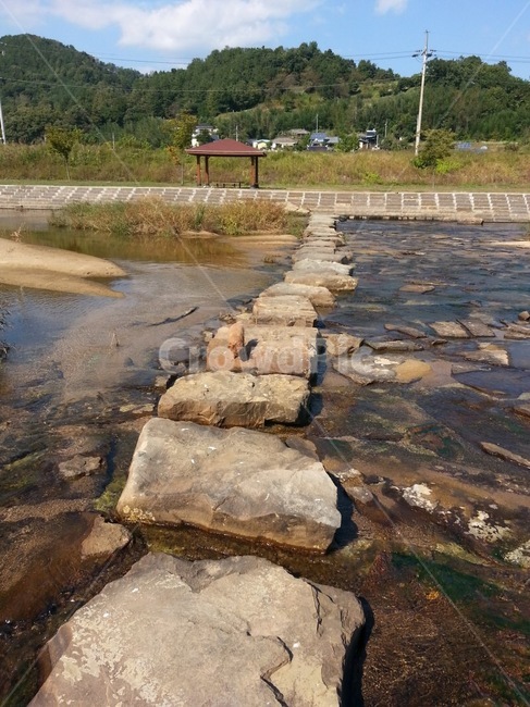 징검다리,steppingstone,돌다리,강,river,자연,풍경,nature,landscape,flagstone,판석