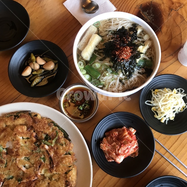 잔치국수,해물파전,음식,겨울음식,맛,음식,식재료,요리,food,cook,meal,dishes,food reserves