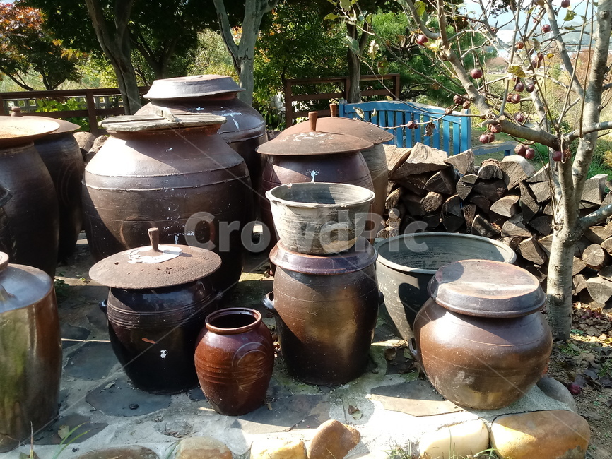 항아리,토기,장독대,솥뚜껑,옹기,한국전통,한국문화,korean traditional,korean culture