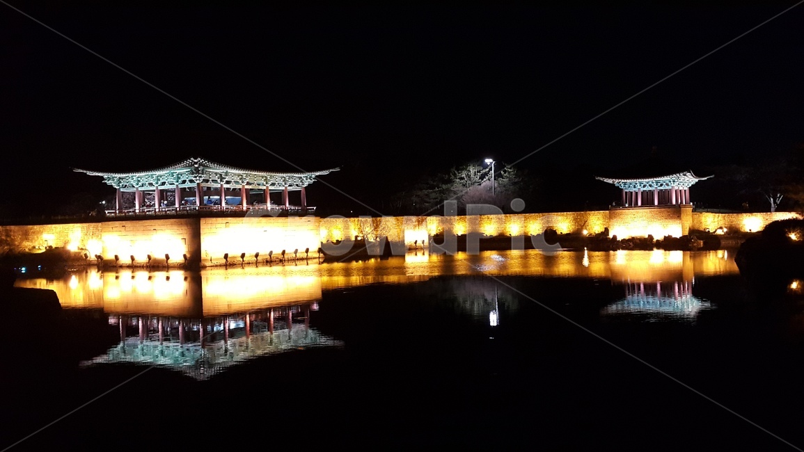 야경,고즈넉,밤,호수,빛반사,조명,야경,밤,풍경,nightscape,night,landscape,한국전통,한국문화,korean traditional,korean culture,랜드마크,landmark,tourist attraction,한국랜드마크,한국관광지,한국명소,korea landmark,korea tourist attraction,building,건물,architecture,건축물
