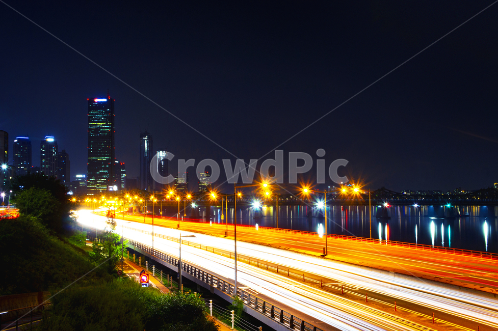 서울야경,야경,경치,밤,풍경,nightscape,nightview,건물,landscape,빛,light,서울,한국도시,도시,한국도시경관,빌딩,building,한강대교,궤적,대교,한국교통,교통,view,가로등,길거리,transport,Brightness,밝음,한강,야경,밤,풍경,nightscape,night,landscape,도시,city,한국도시풍경,한국도시경관,korea cityscape,road,도로,freeway,고속 도로