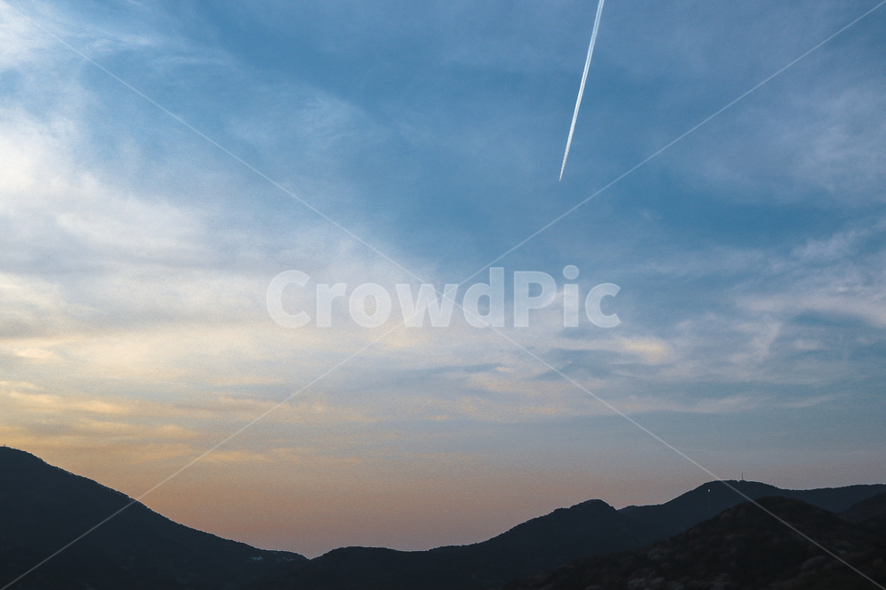 자연,구름,풍경,비행기길,산꼭대기,옥외,식물,산정상,nature,view,sky,cloud,flightpath,blue,mountain,하늘,노을,해질녘,sunset