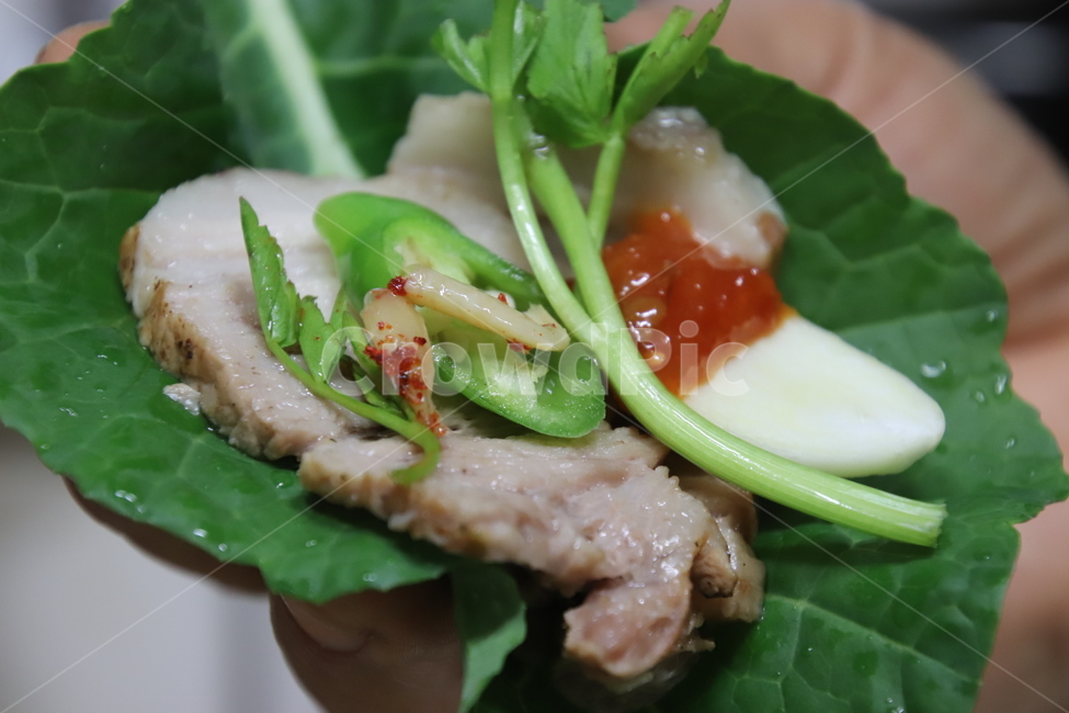 음식,수육,보쌈,요리,술안주,음식,식재료,요리,food,cook,meal,dishes,food reserves,육류,고기,meat,한식,한국음식,한국요리,korean food,korean dishes,korean meal,korean cook