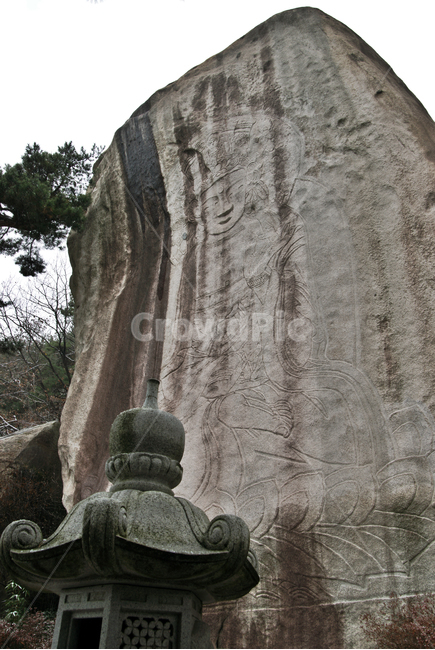 학도암,불암산,마애관음보살좌상,마애불,1870년,명성황후,지방유형문화재,선각,기도,산사,암자,석등,암석,한국전통,한국문화,korean traditional,korean culture,조각상,동상,석상,조형물,statue,bronze statue,stone statue,종교,신앙,religion,belief,faith