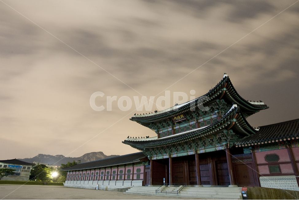 흥례문,경복궁,야경,서울,도심,한국전통,한국문화,korean traditional,korean culture,랜드마크,landmark,tourist attraction,한국랜드마크,한국관광지,한국명소,korea landmark,korea tourist attraction,건축물,건물외관,exterior,building,structure,architecture,construction