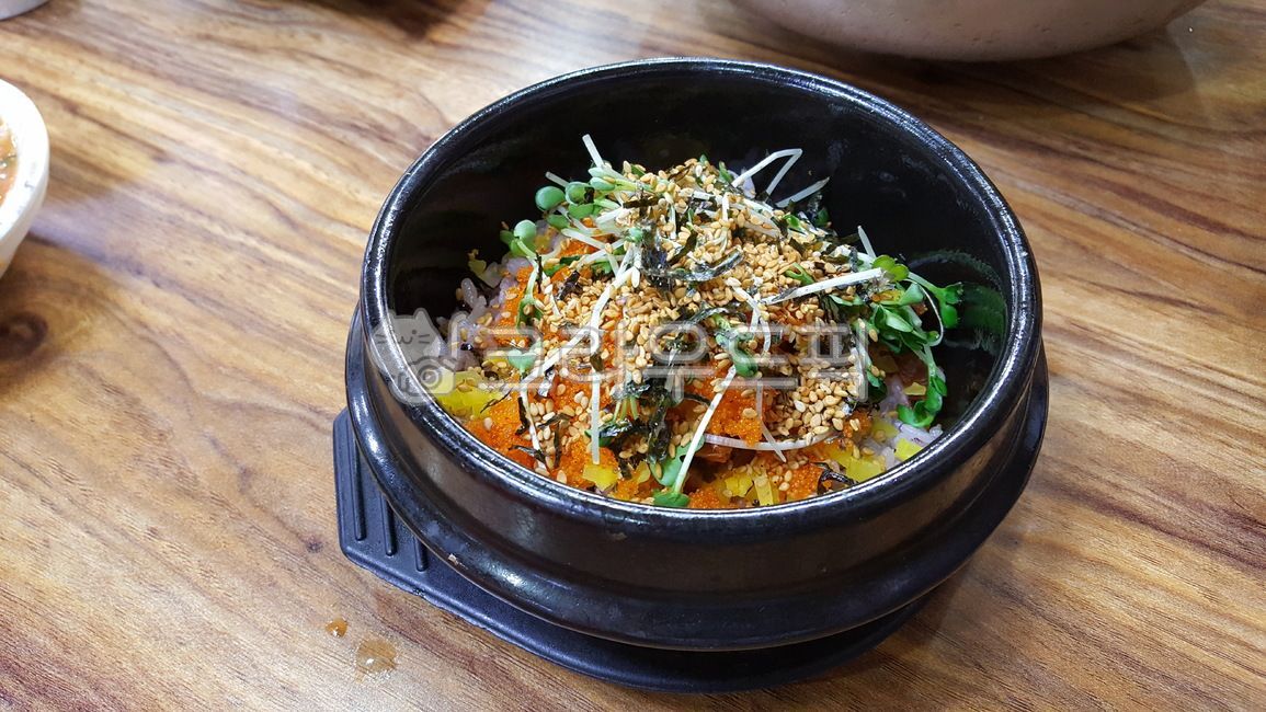 비빔밥,food,음식,뚝배기비빔밥,볶음밥