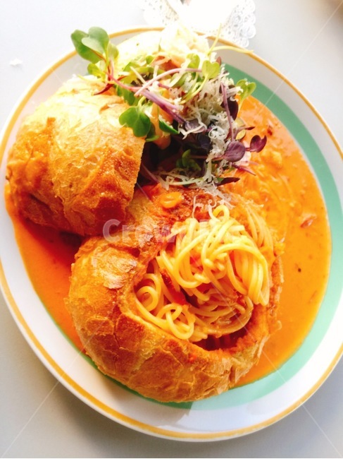 빵속토마토스파게티,토마토스파게티,빵,양식,음식,요리,food,cook,음식,식재료,요리,food,cook,meal,dishes,food reserves,면류,면요리,noodles,양식,서양음식,서양요리,western food,western dishes,western meal,western cook