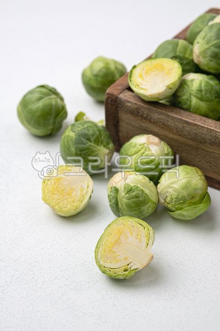 mini cabbage,cabbage,vegetable,Brussels Sprouts,food,Food Ingredients,ingredients,fresh food,fresh,organic