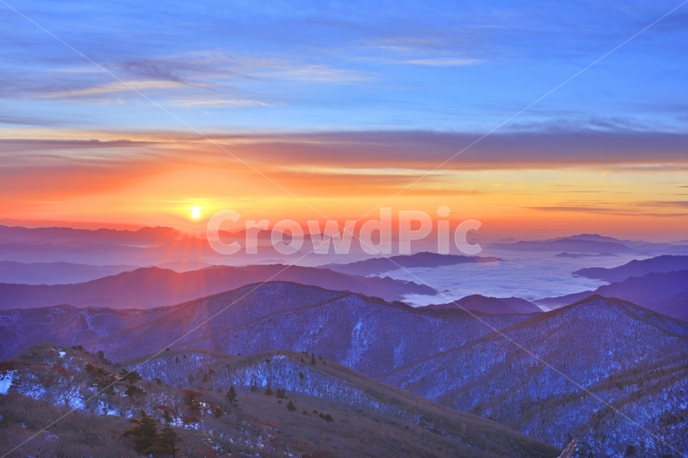 mountainrange,flare,scenery,Deogyusan Mountain,scene,Dawn of Deogyusan Mountain,mountain,sight,Sunrise at Deogyusan Mountain,sky,jeonbuk,red sky,nature,mountain range,Deogyusan Snow Scene,outdoors,light,redsky,Muju,Sunrise,Deogyusan morning,landscape