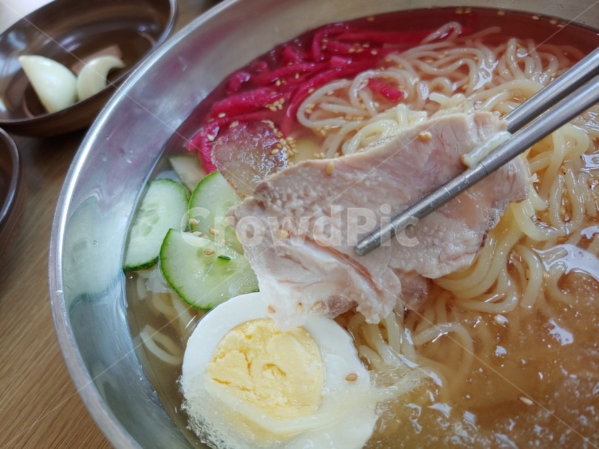 냉면,물국수,밀면,국수,고명